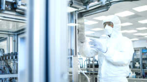 Drive real-time production efficiency and continuous improvement CDMO Case Study Banner
